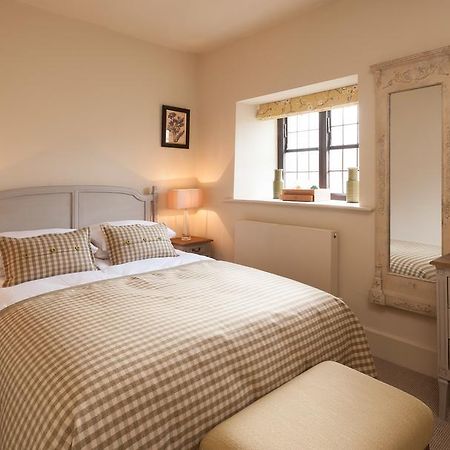 The Crown Hotel Shipton under Wychwood Quarto foto