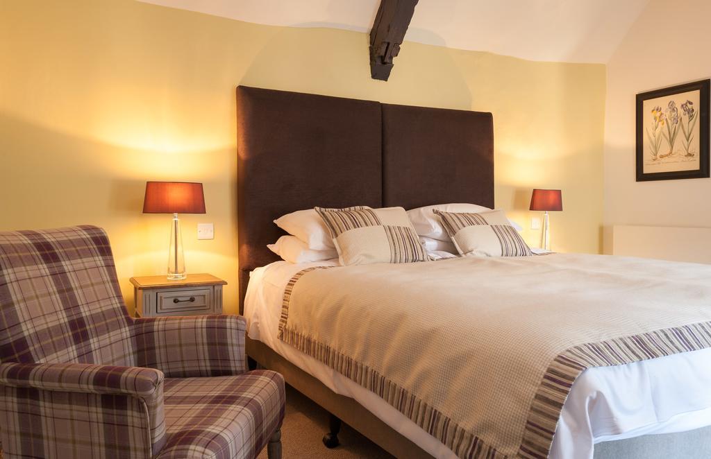 The Crown Hotel Shipton under Wychwood Quarto foto
