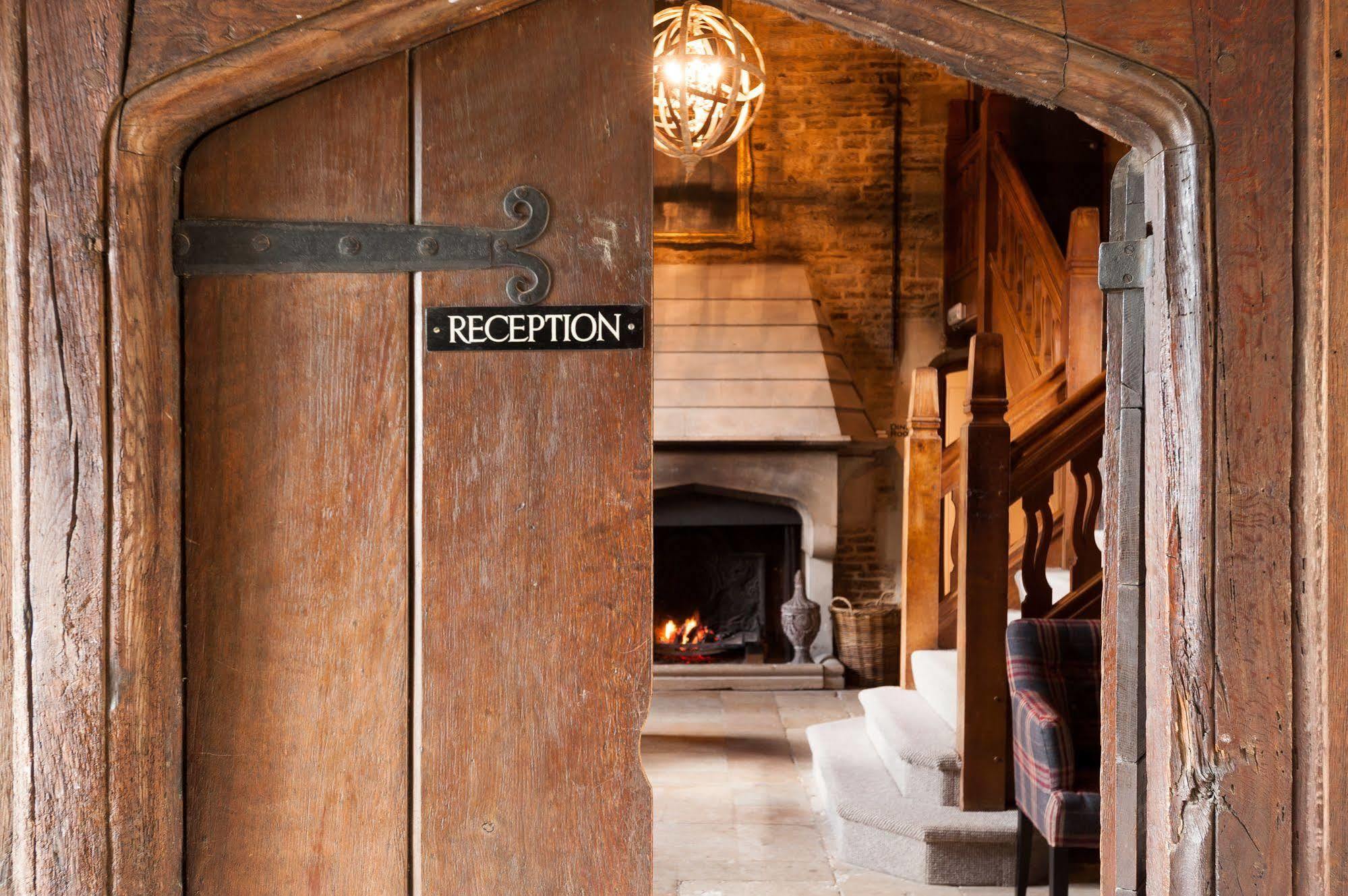 The Crown Hotel Shipton under Wychwood Exterior foto